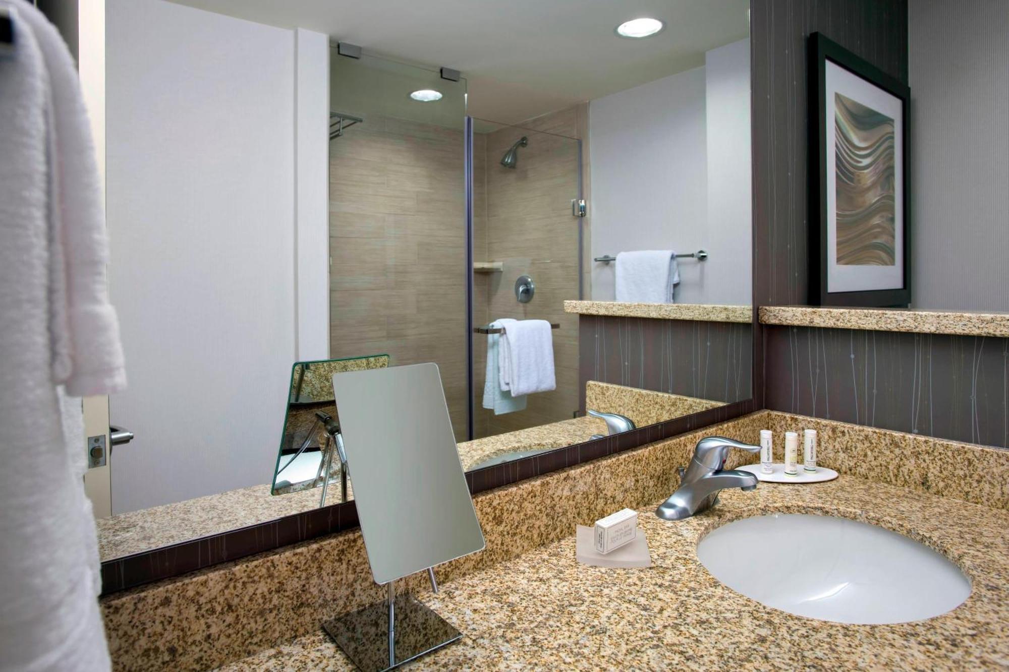 Courtyard By Marriott Philadelphia 4*