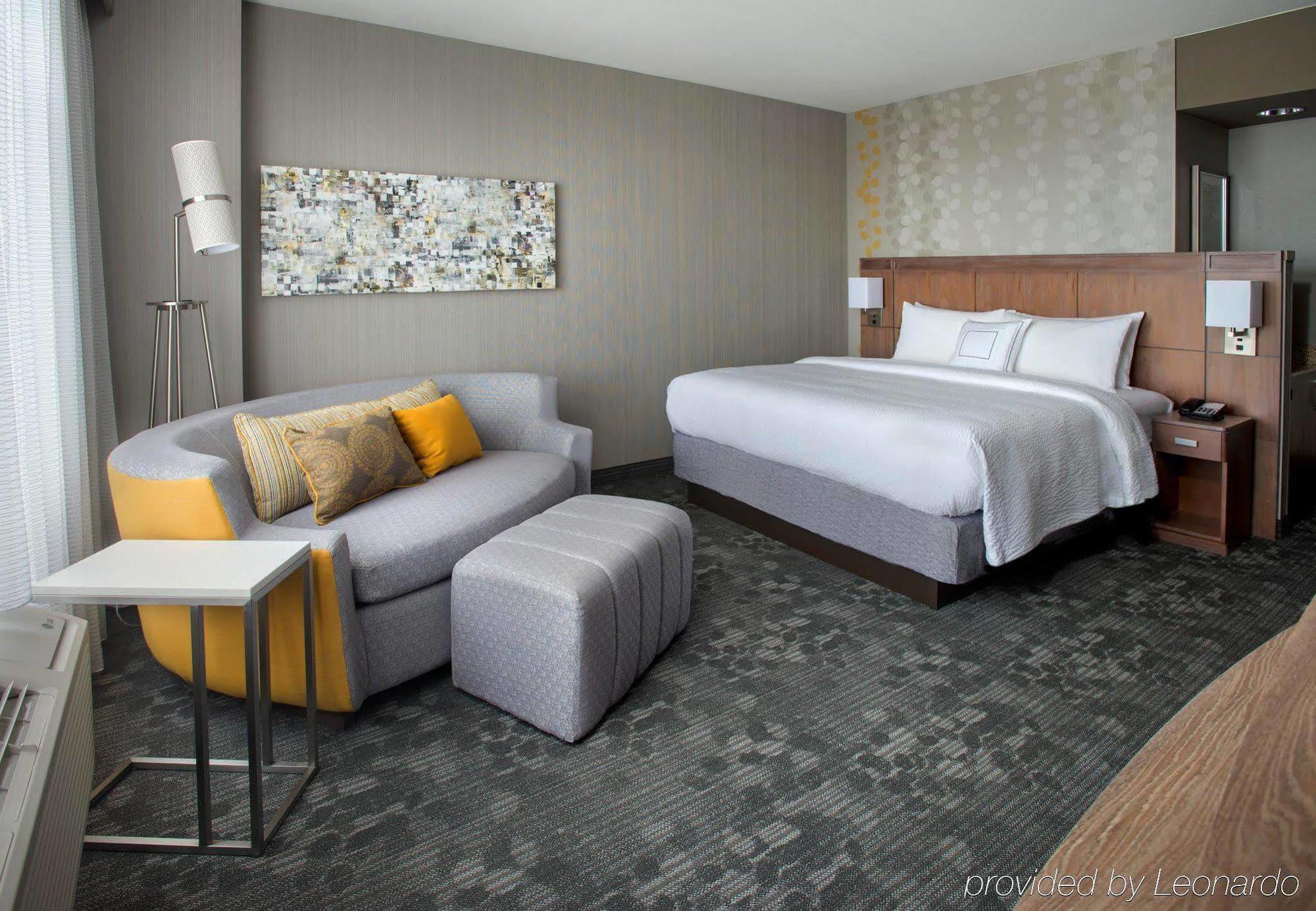 Courtyard By Marriott Philadelphia Hotel 4*