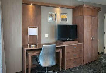 Courtyard By Marriott Philadelphia